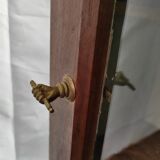 Showcase to pose nineteenth century walnut