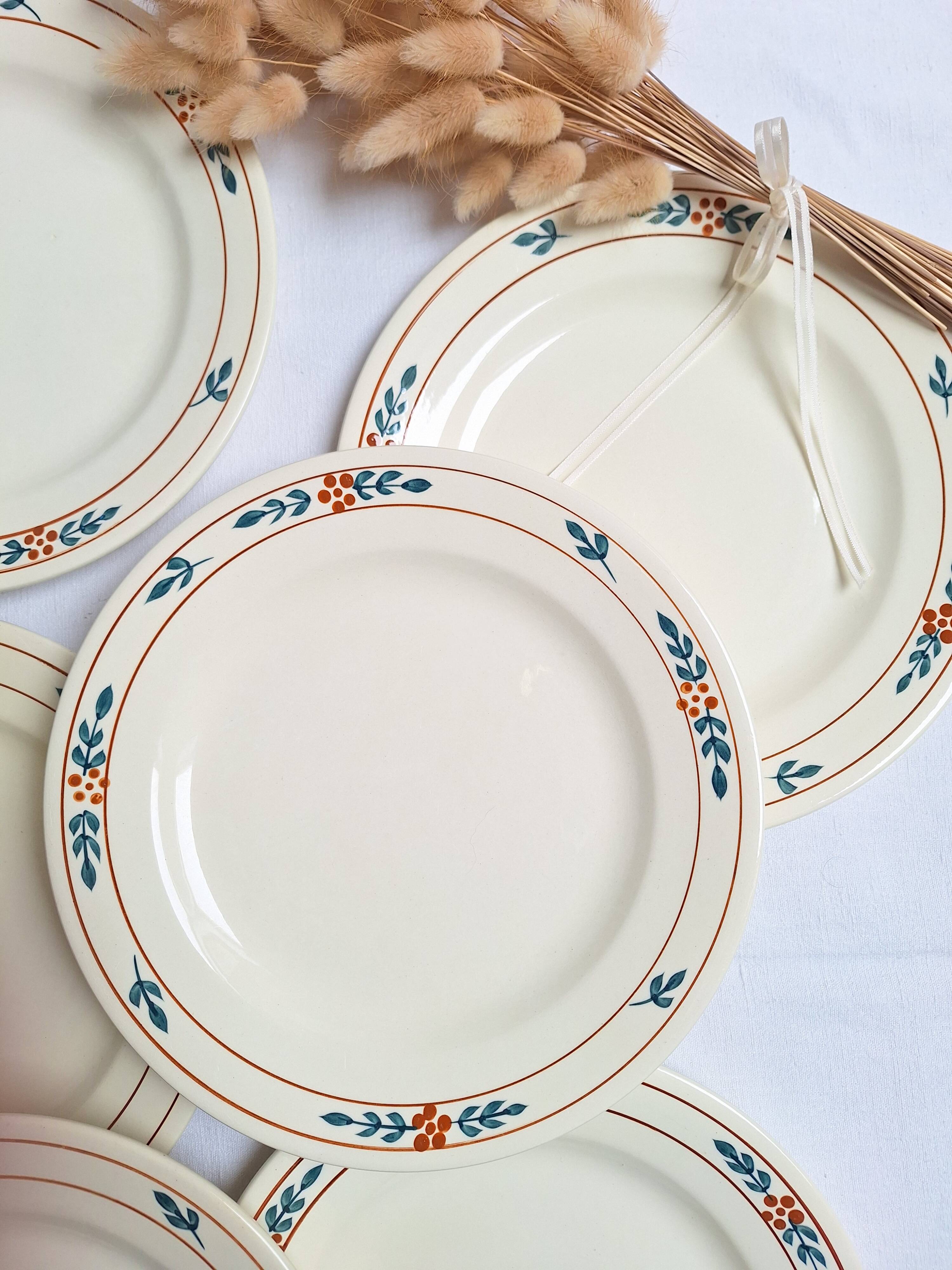 Assiettes plates Charbonnier Salins modèle Fécamp