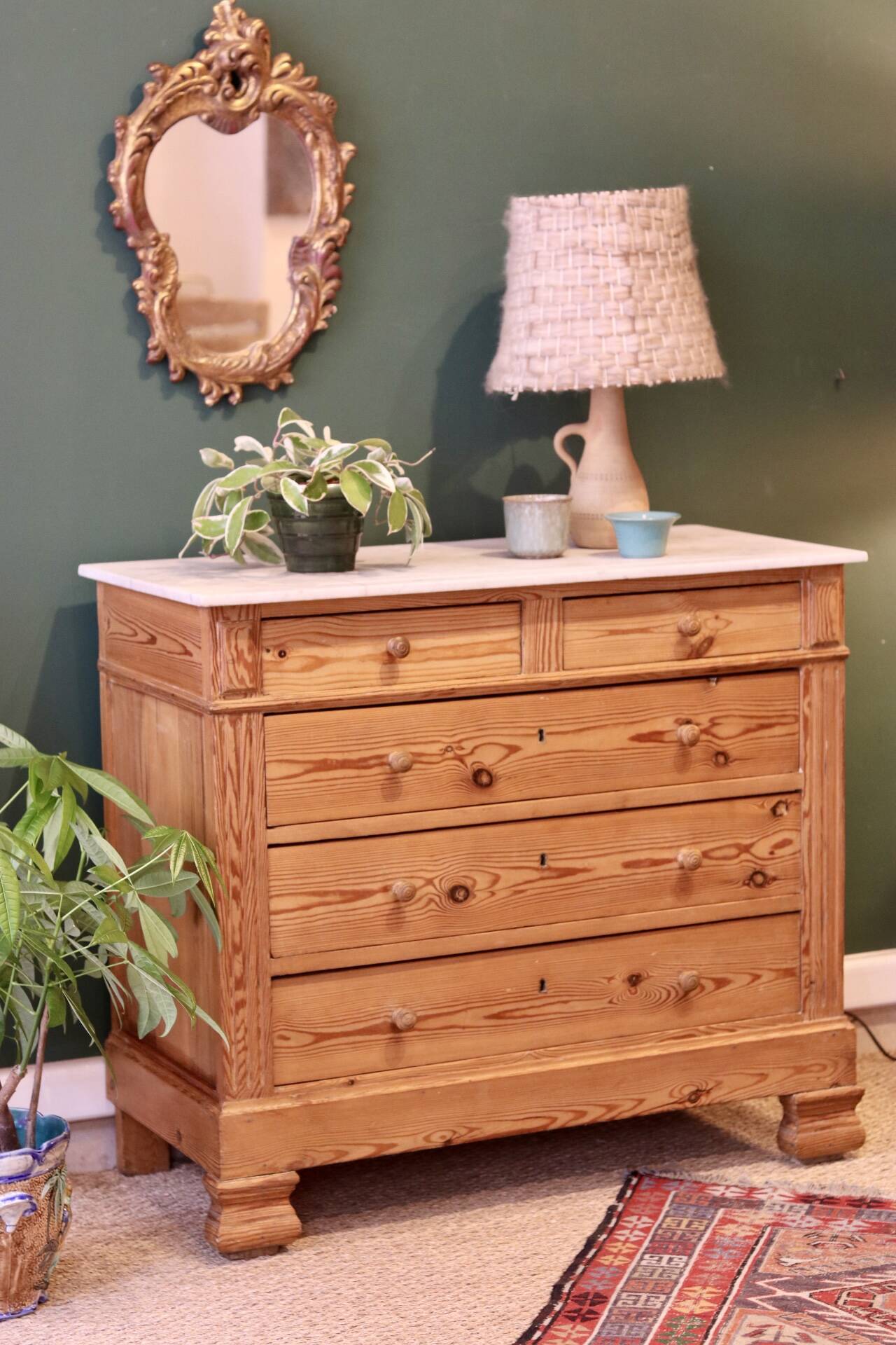 Antique chest of drawers in pitch pine, circa 1900