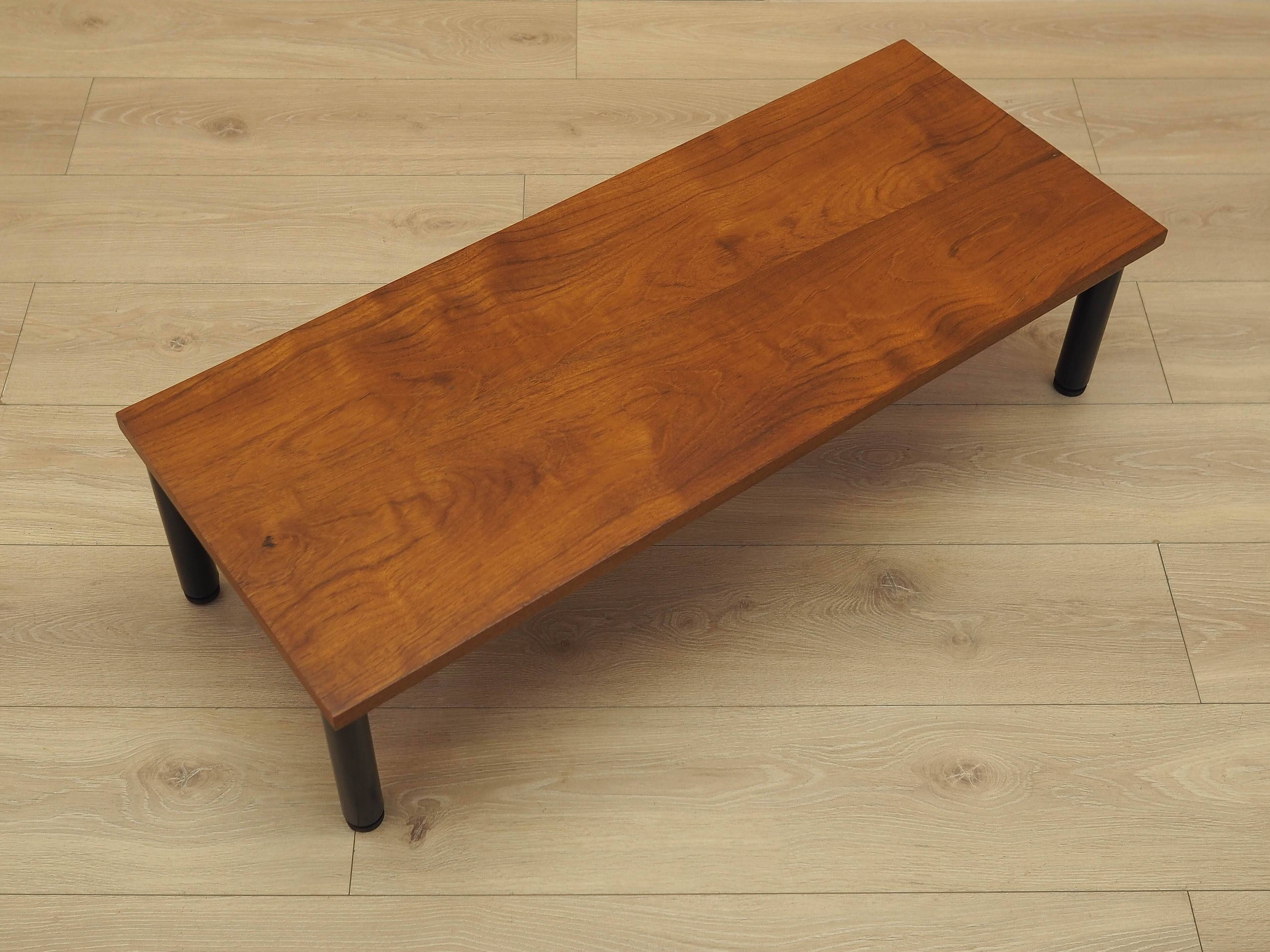 Table basse en placage danois, années 1960