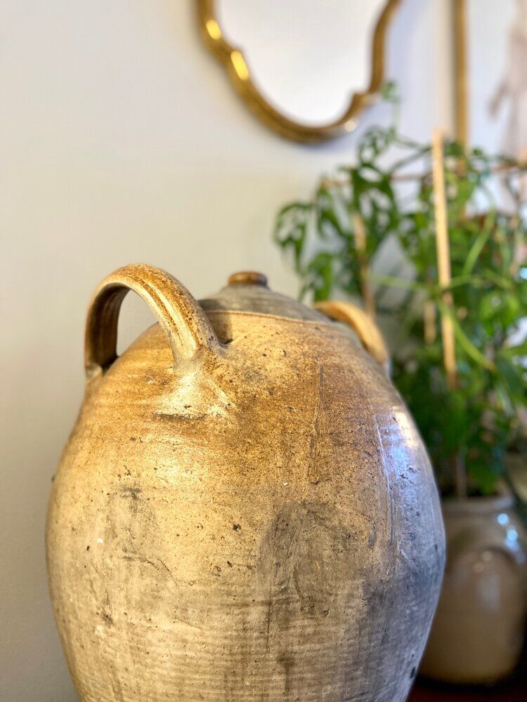 Enamelled ceramic jar