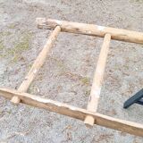 Old wood scale 3.2 m