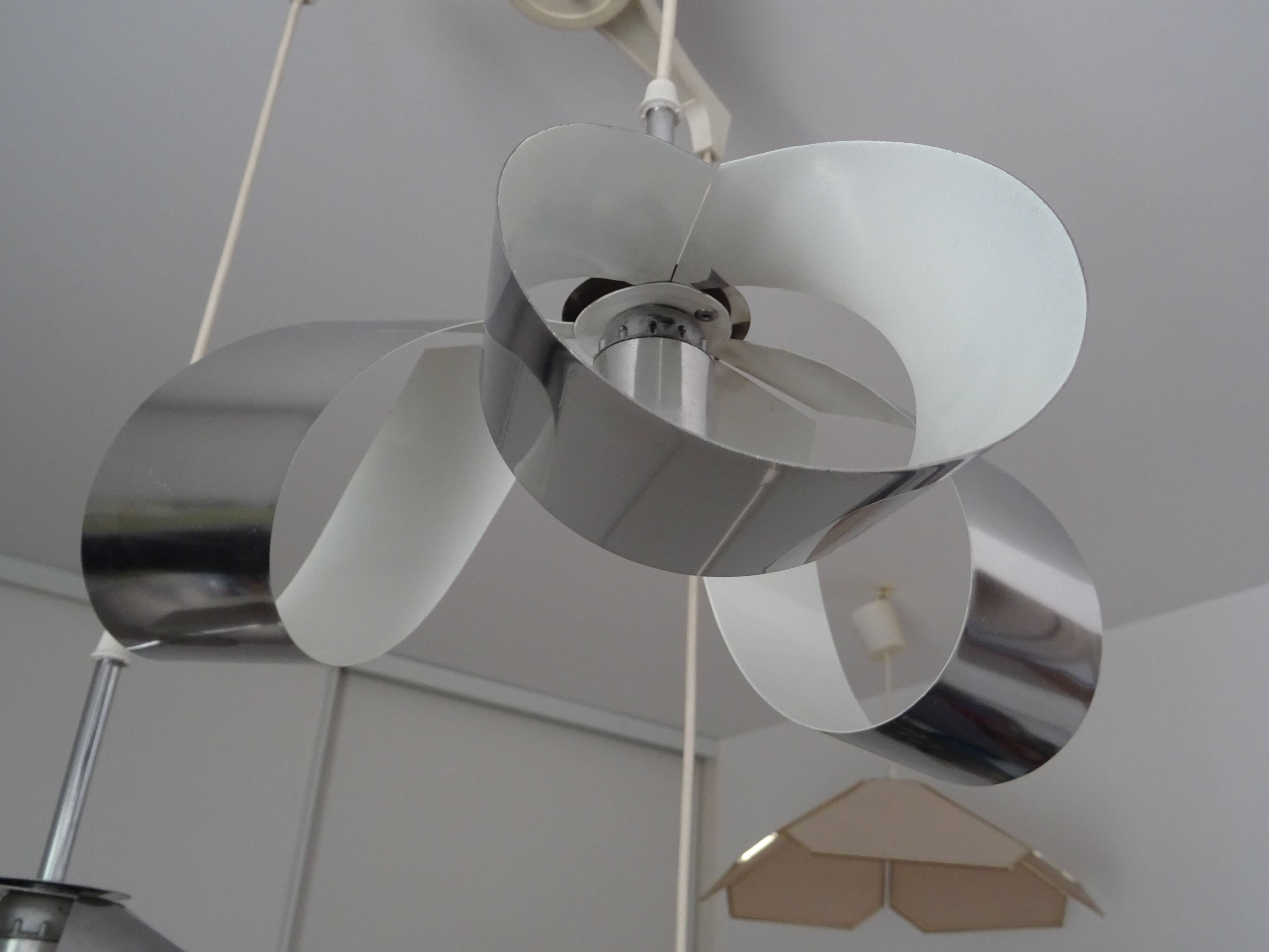 Stainless steel flower cascade suspension, 1970