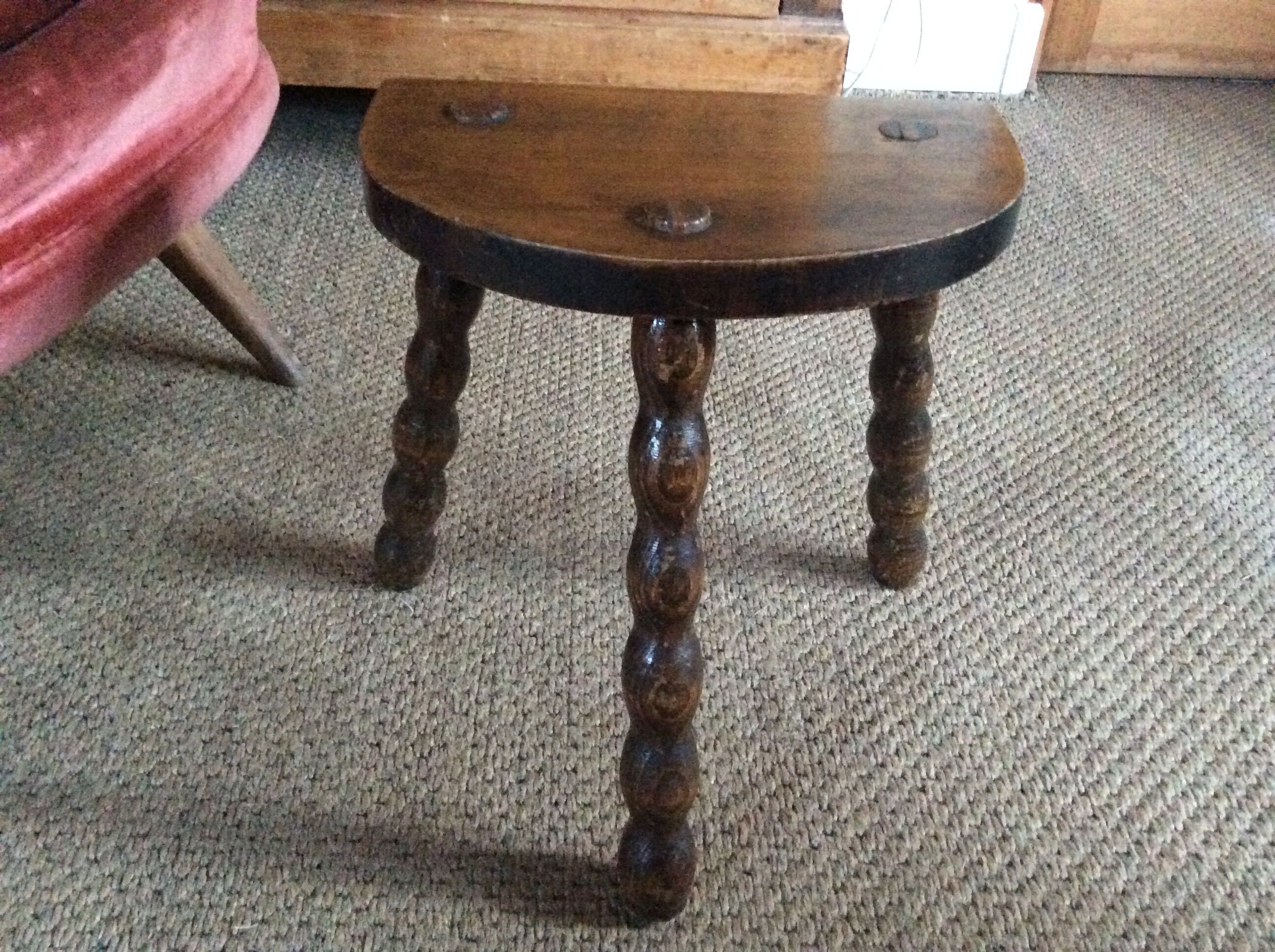 Tripod stool