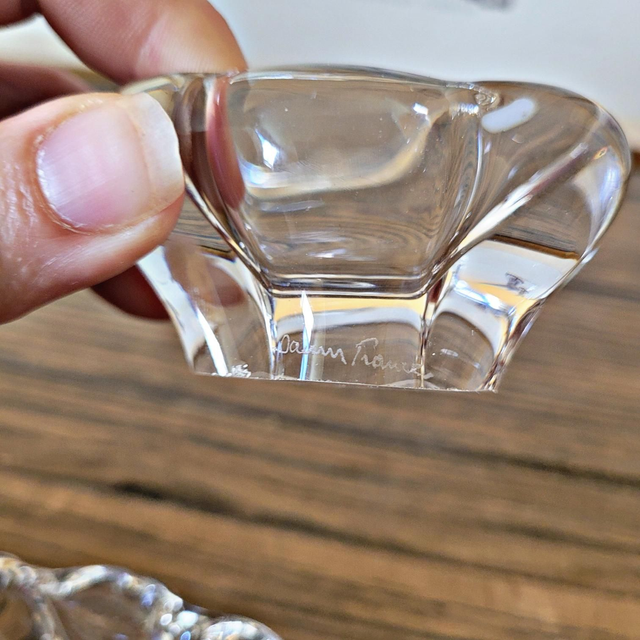 Salt cellars / salt shakers Daum in signed crystal Daum France (set of 2)