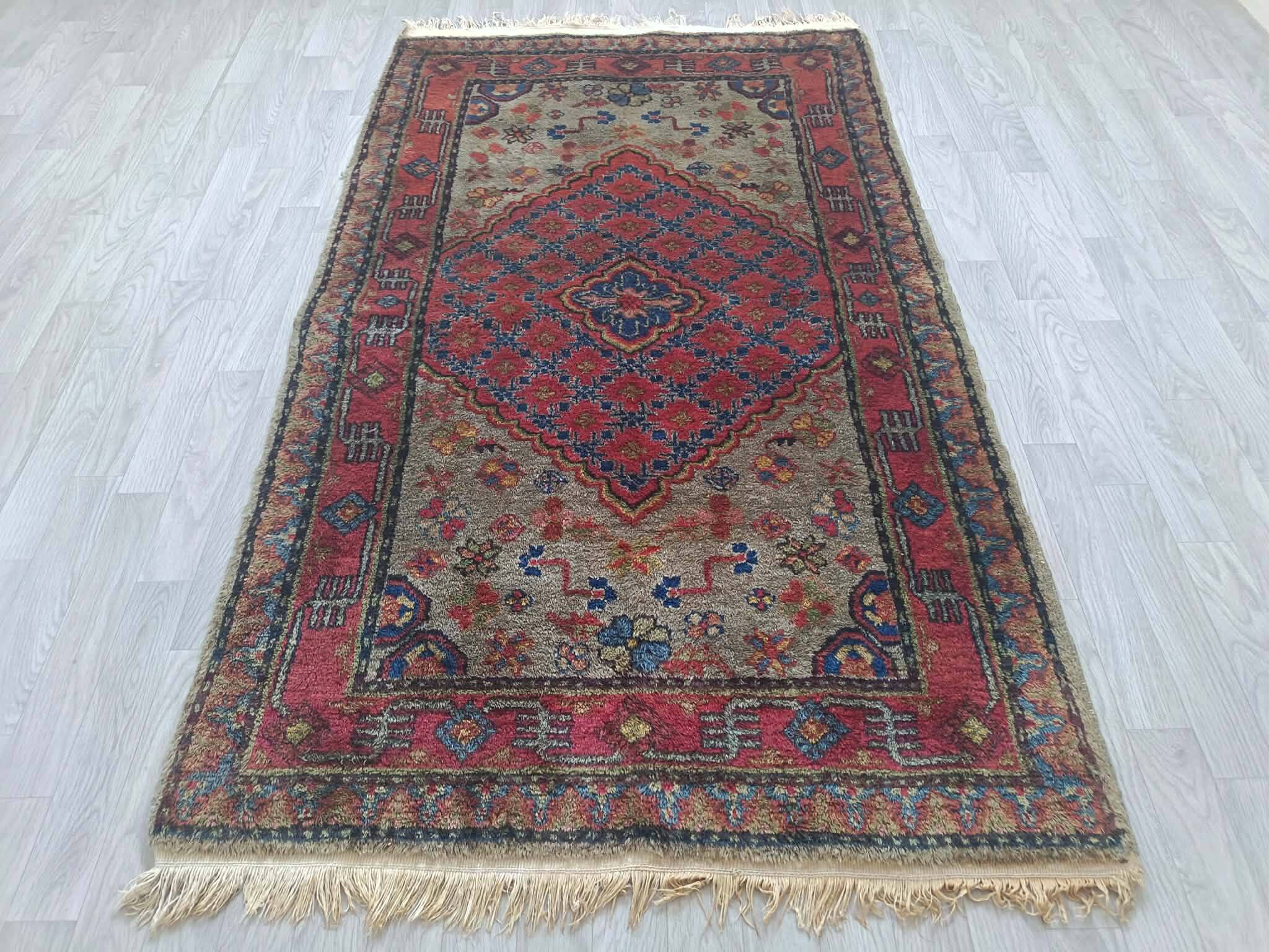 Tapis Sinkiang fait main