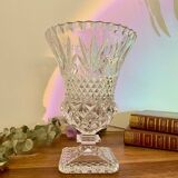 Grand vase en cristal ciselé