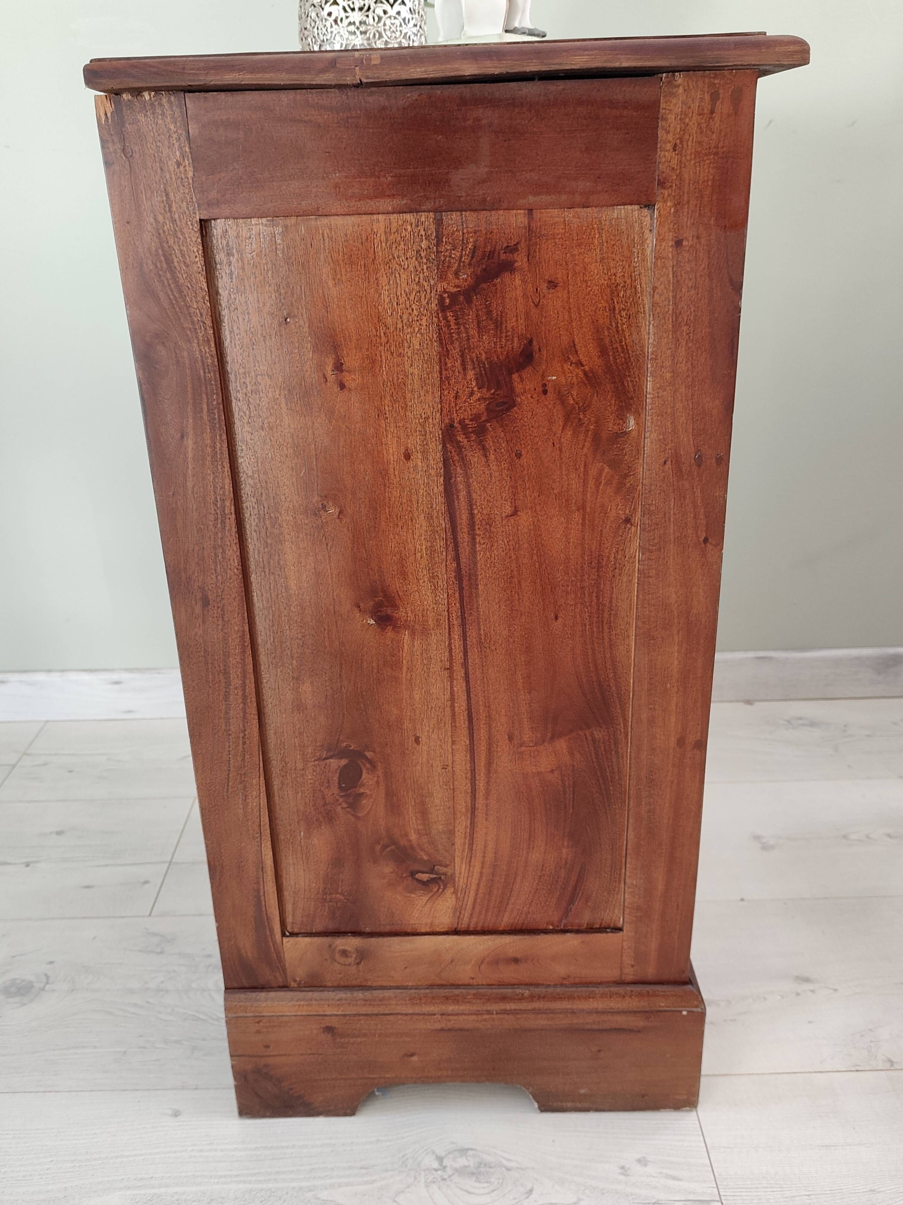 Meuble en bois ancien a 3 tiroirs esprit brocante chic