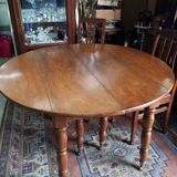 Dining room table