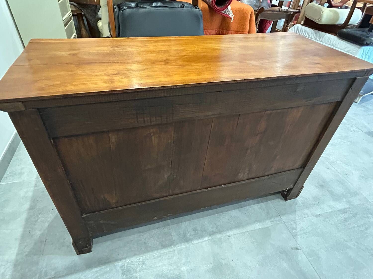 Natural wood chest of drawers called pantalonniere