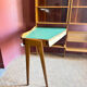 Bibliothèque avec bureau