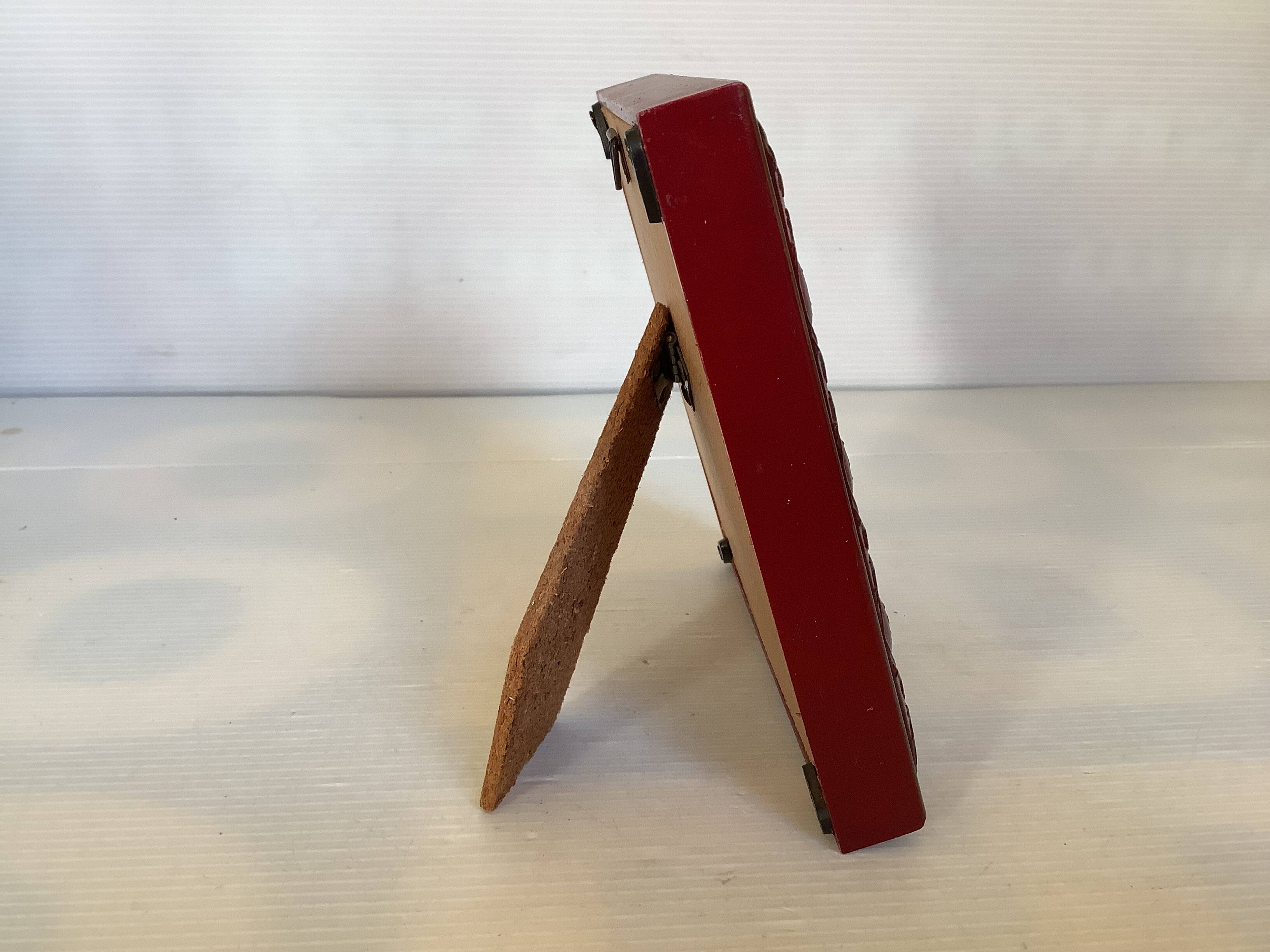 Mini painting of a flower bouquet in oil on panel.