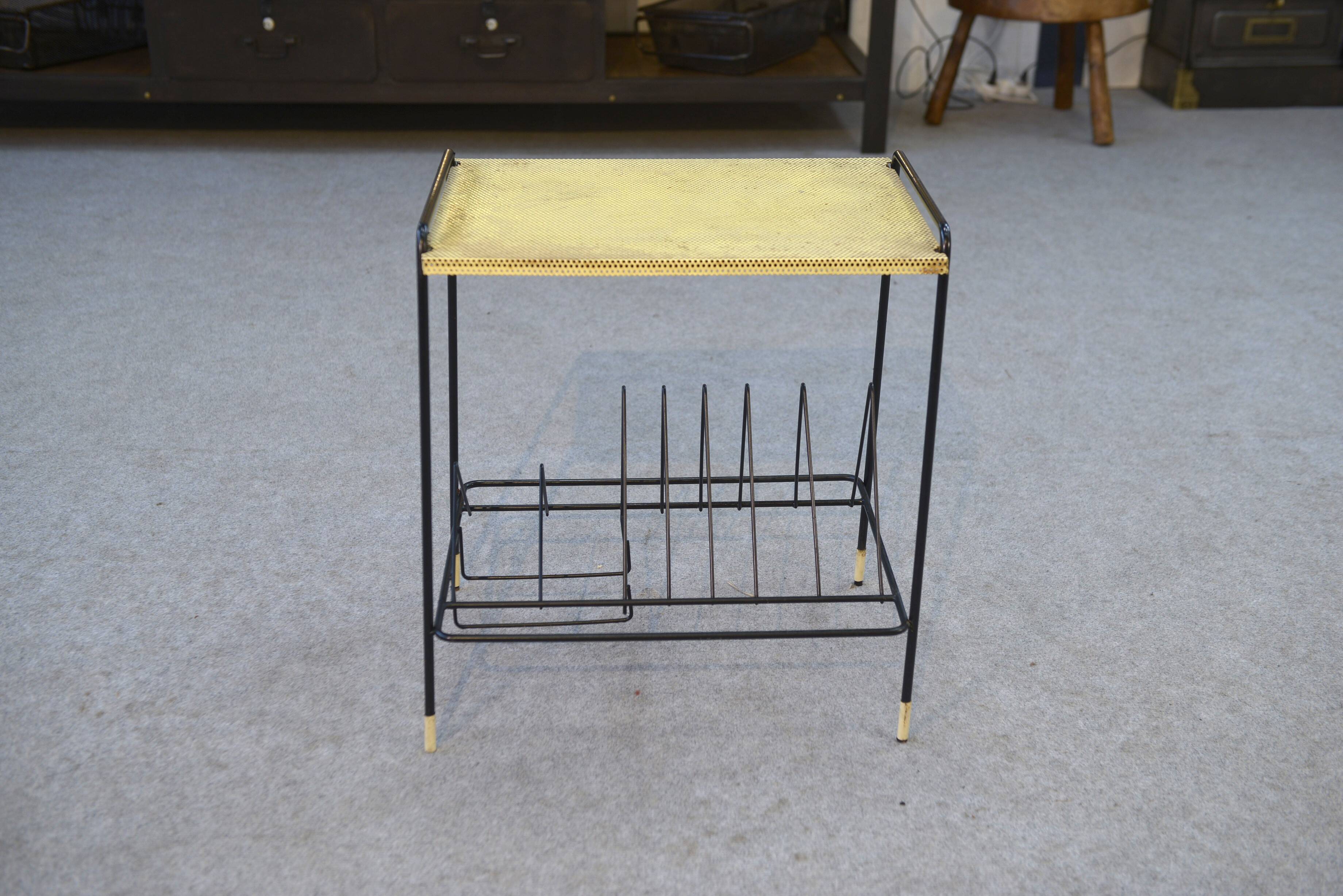 Table d'appoint, porte-vinyles