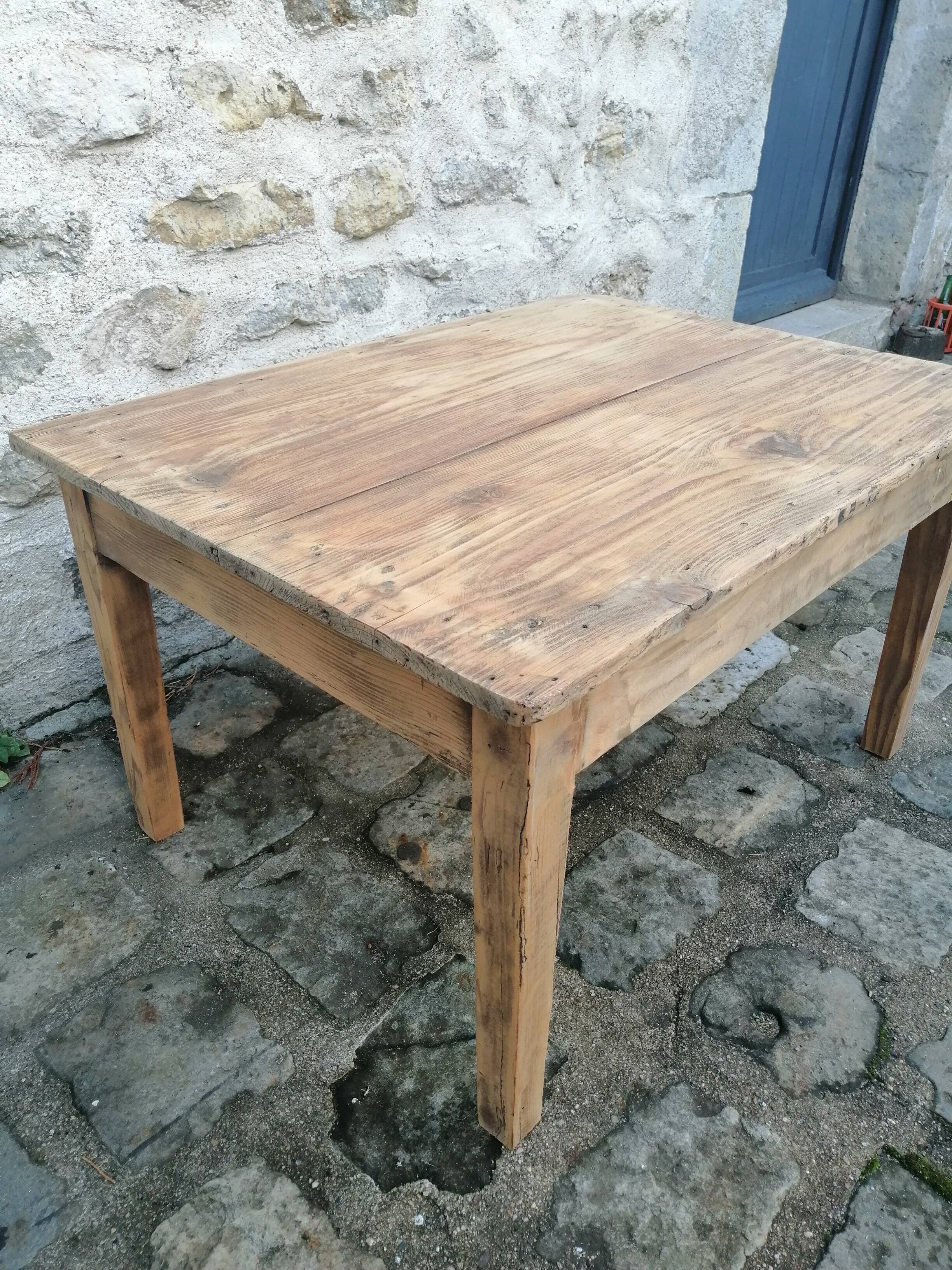Table basse en bois