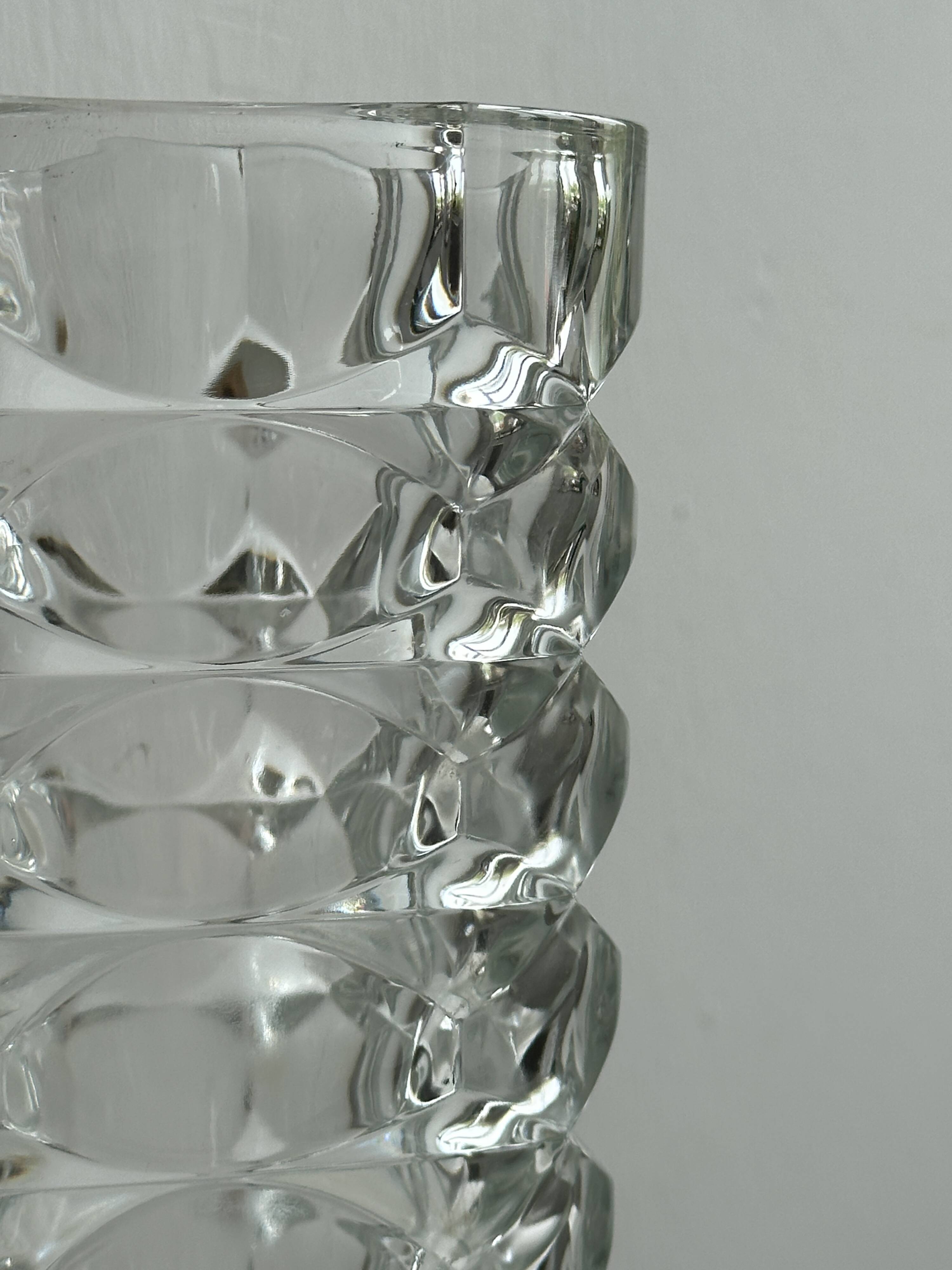 Rectangular crystal vase in thick glass, bouquet vase.