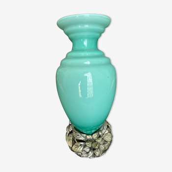 Art nouveau vase in opaline and tin