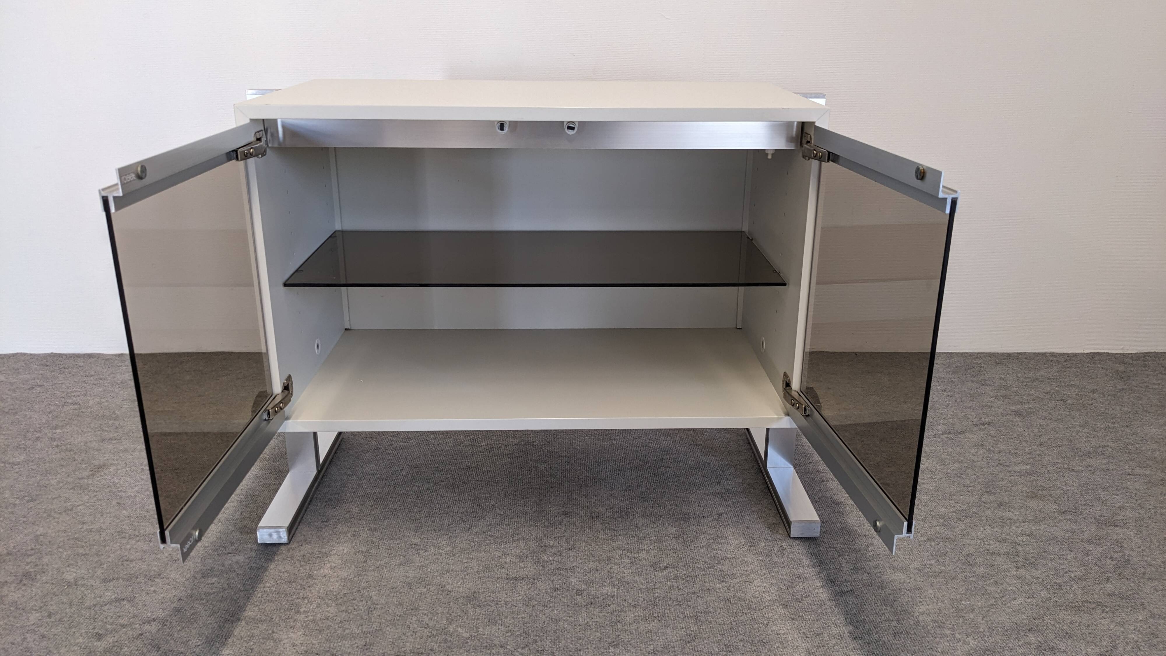 Buffet bas vitré de Michel Ducaroy pour Ligne Roset, France vers 1970