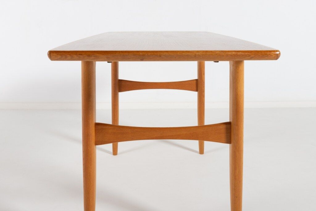 Scandinavian teak coffee table, 1960s Sweden