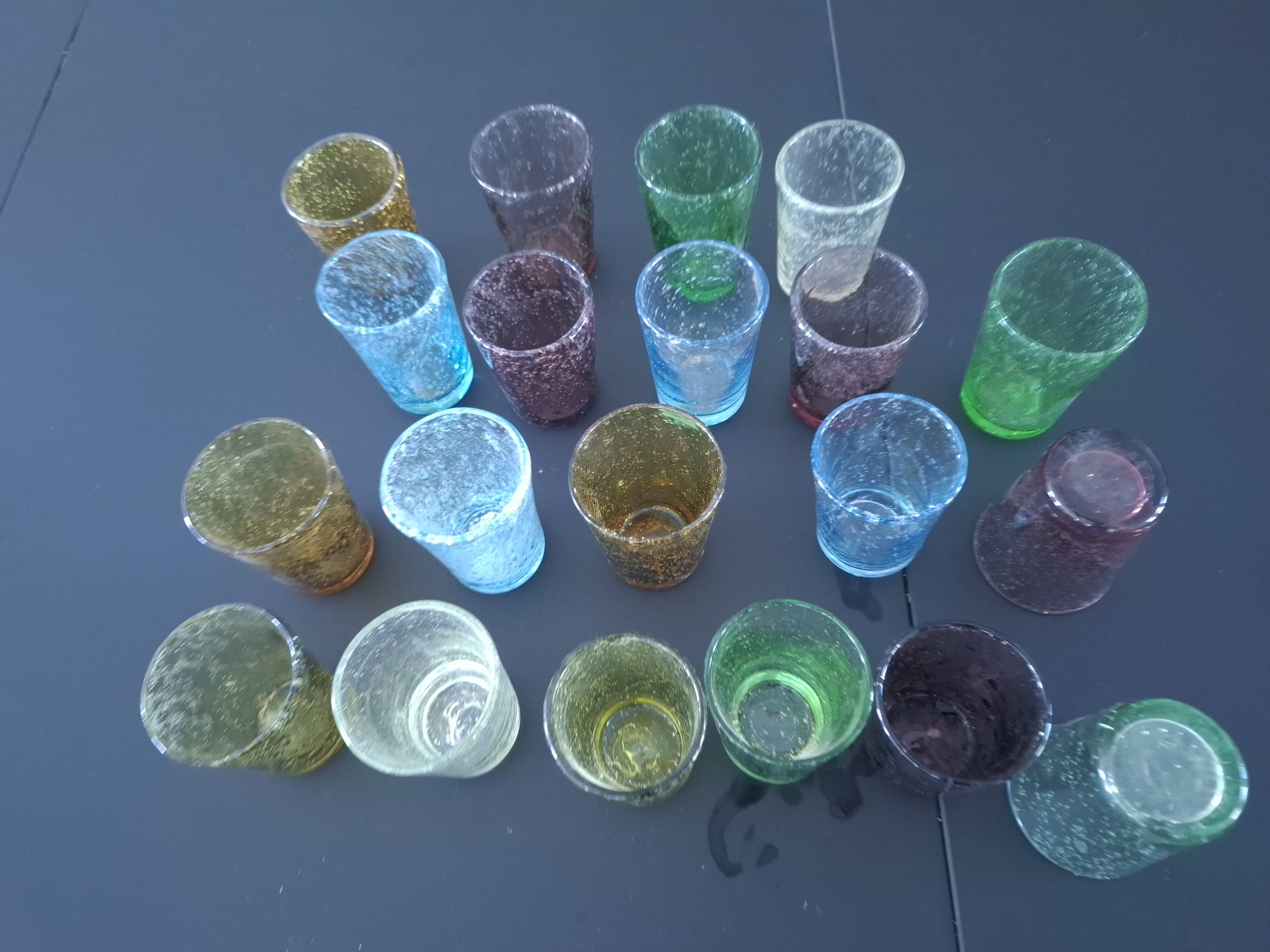 20 verres biot en verre souffle