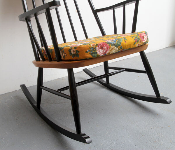 Rocking-chair des années 1950 dans le style scandinave