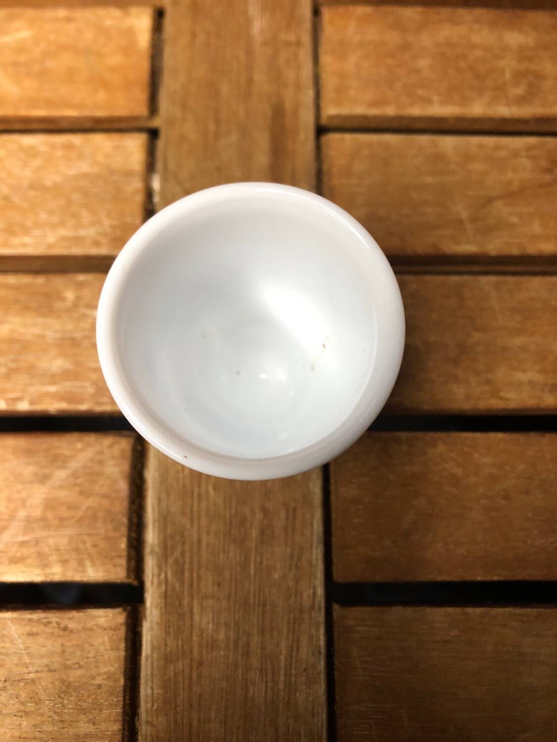 Set of 4 white opaline glass egg cups blue flower decor france vintage #a519