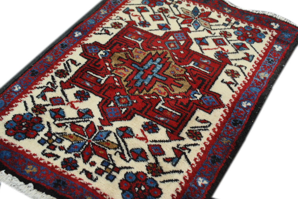 Authentic Persian rug from the mid-20th century 87 x 60 cm