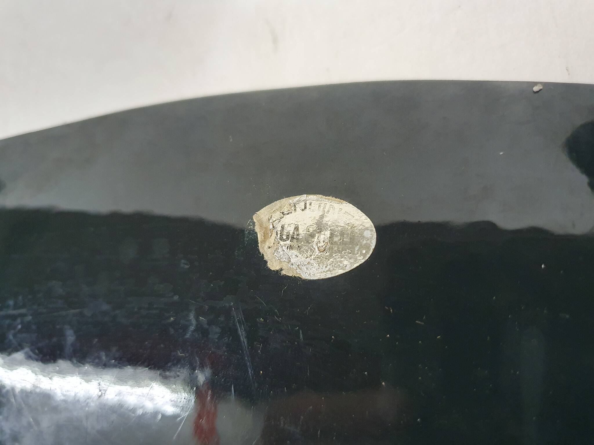 Vintage Salt and Pepper shaker in Paua shell, by Koha, New Zealand 1950's