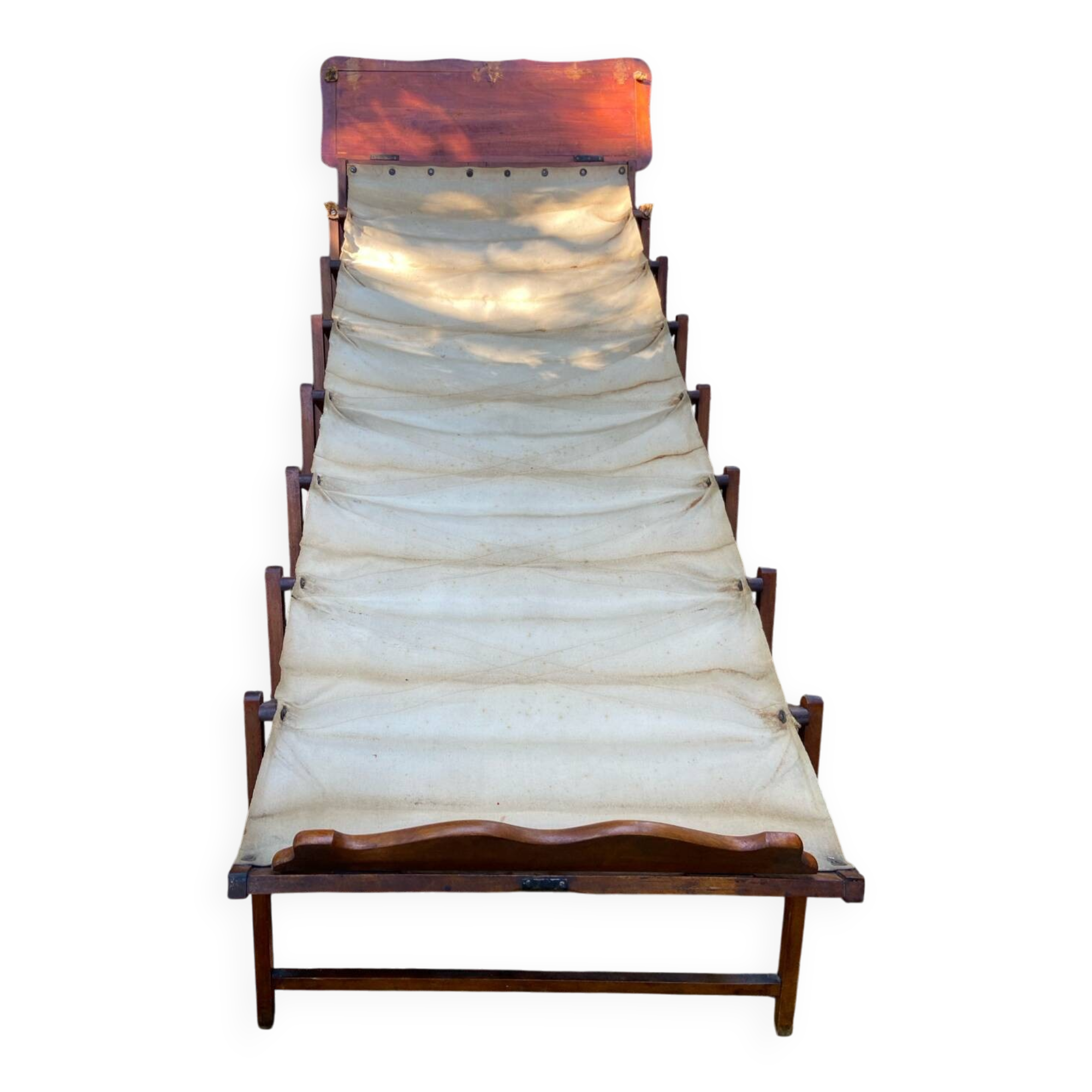 Folding bed that doubles as a bench from the 1930s