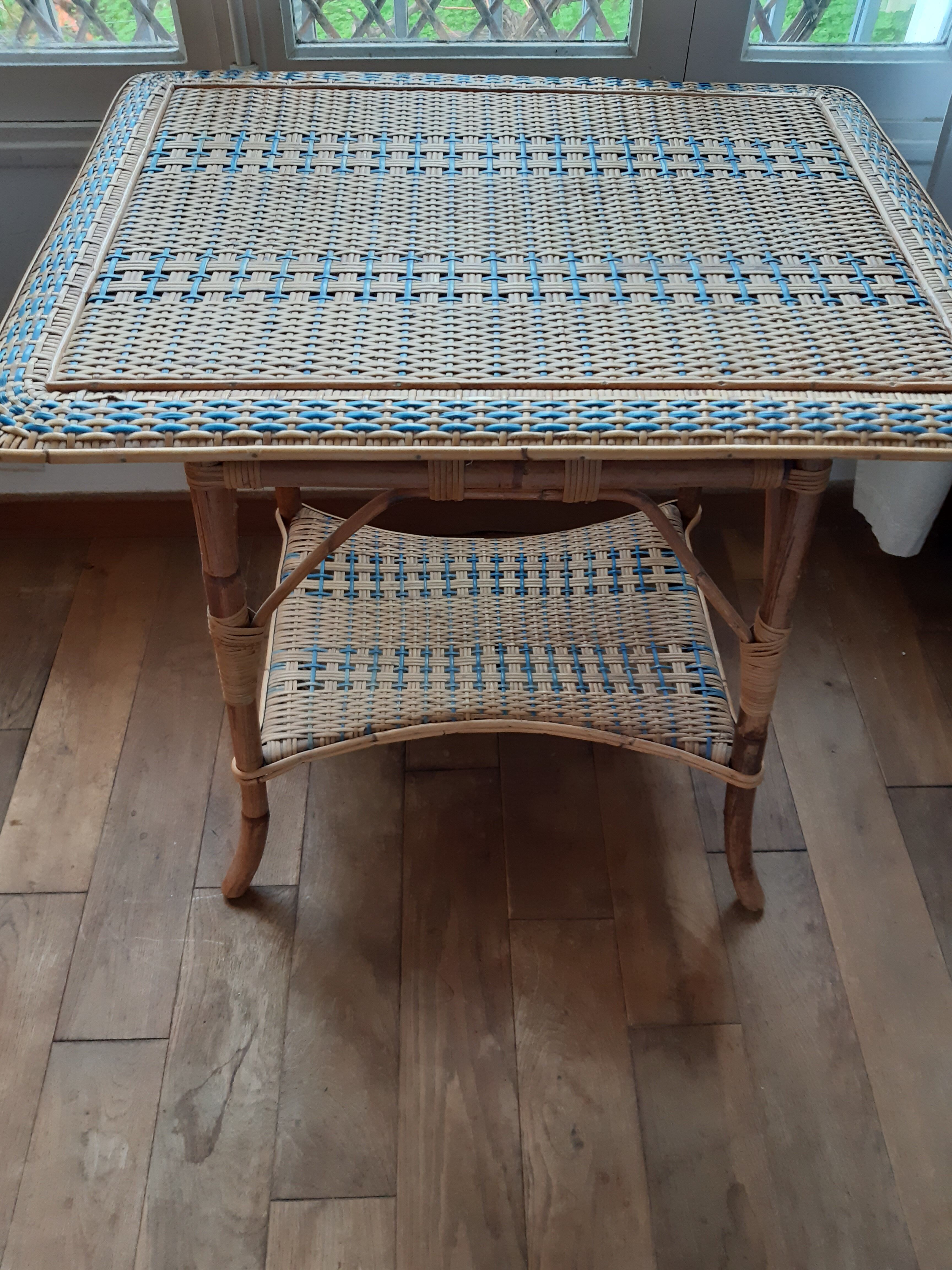 Rattan table