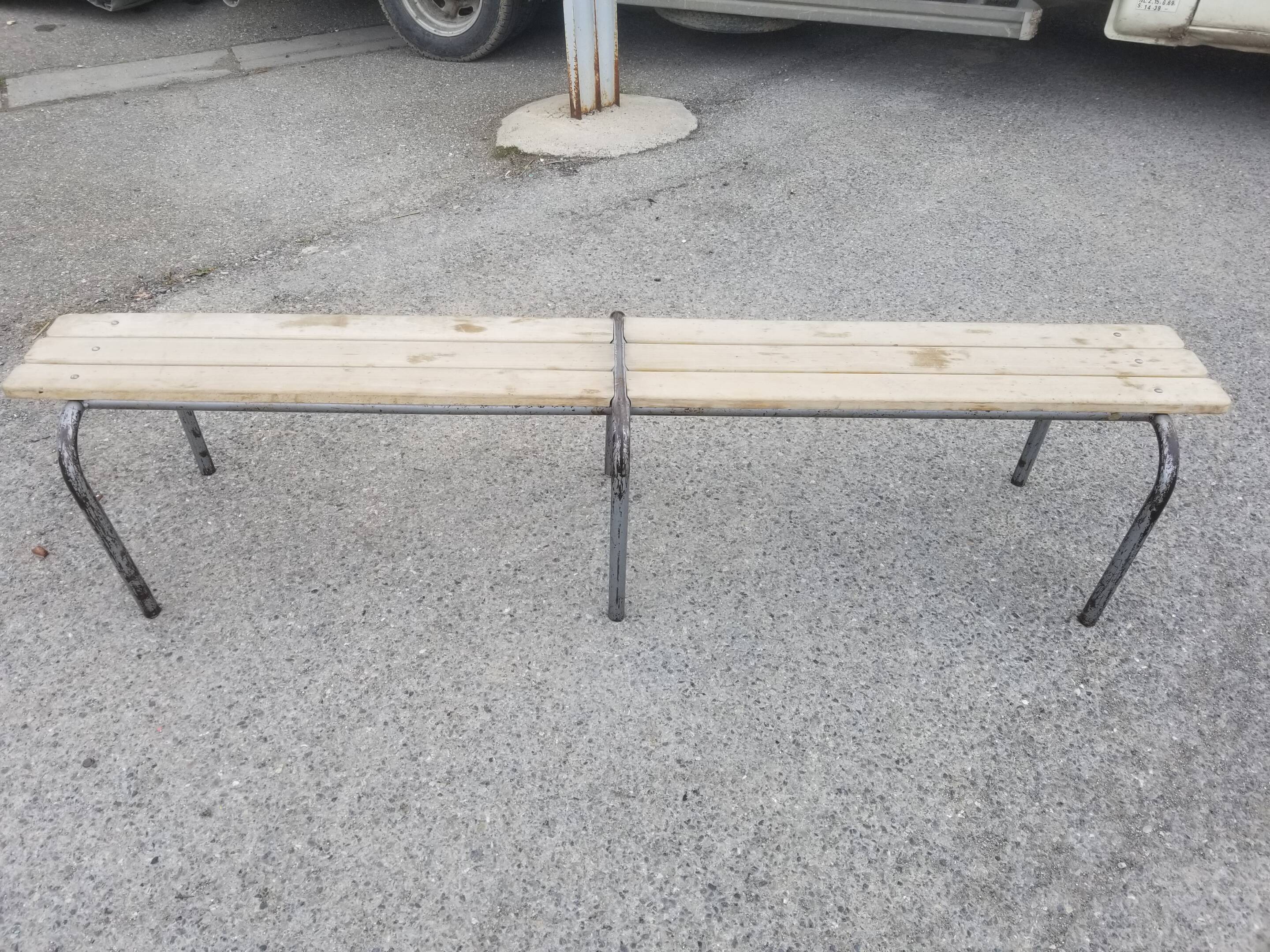 Banc d'écolier vintage en bois et acier | Selency