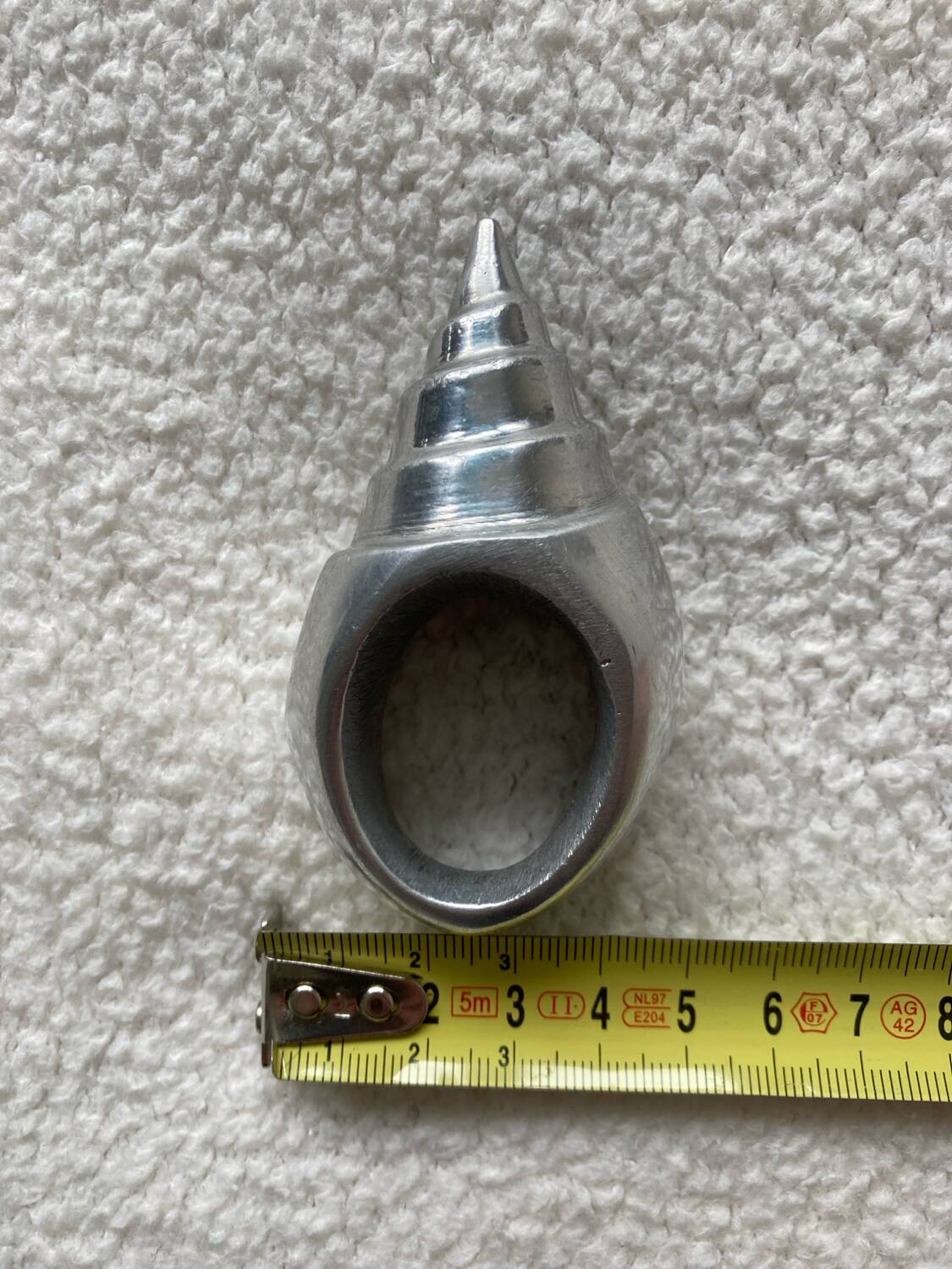 6 silver metal shell napkin rings