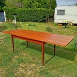 Table extensible vintage en teck