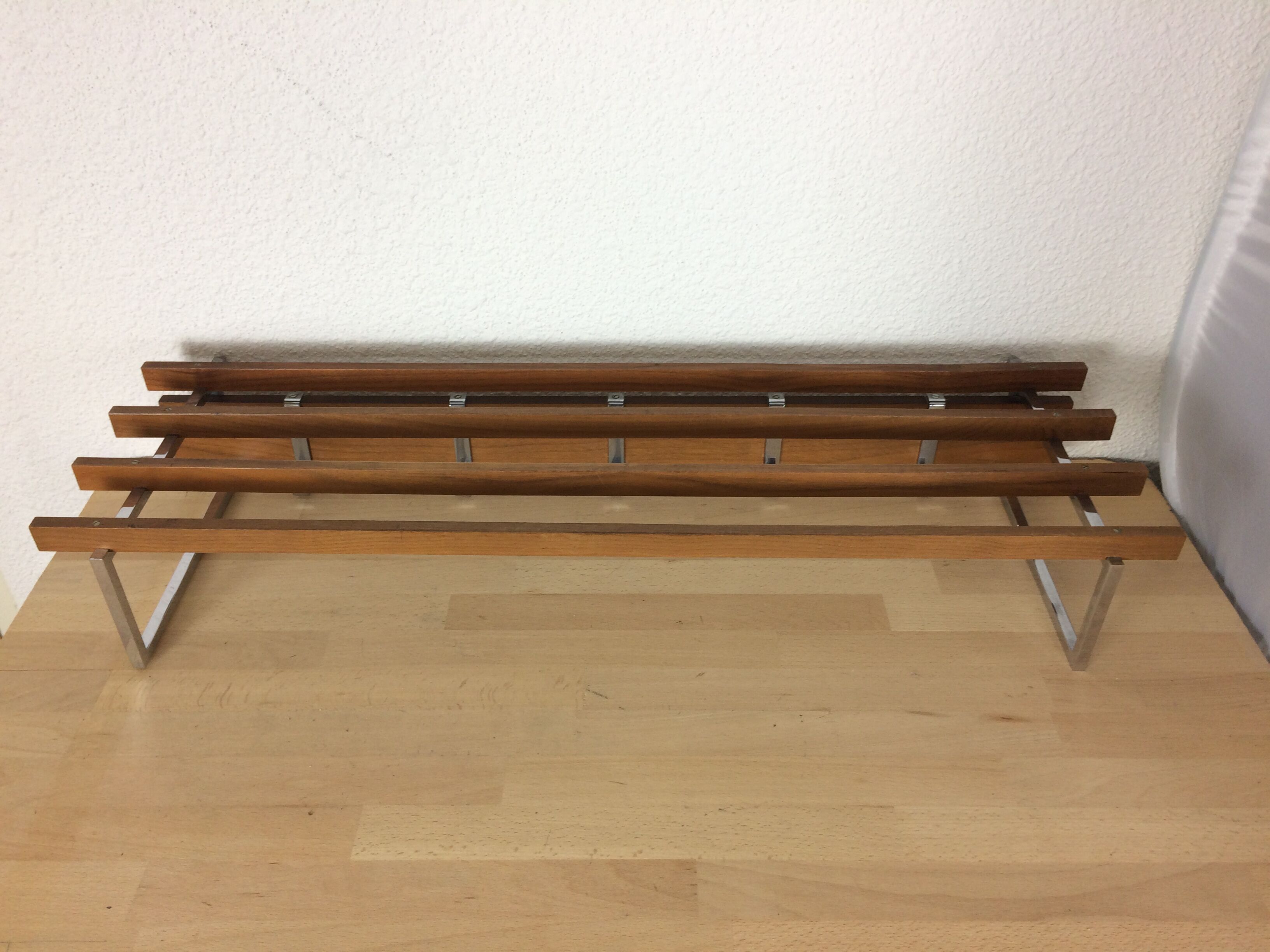 Modernist 5-hooked wall coat holder