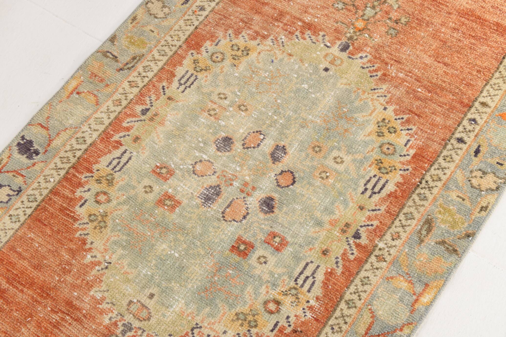 3x12 Turkish Runner Rug, 81x368Cm