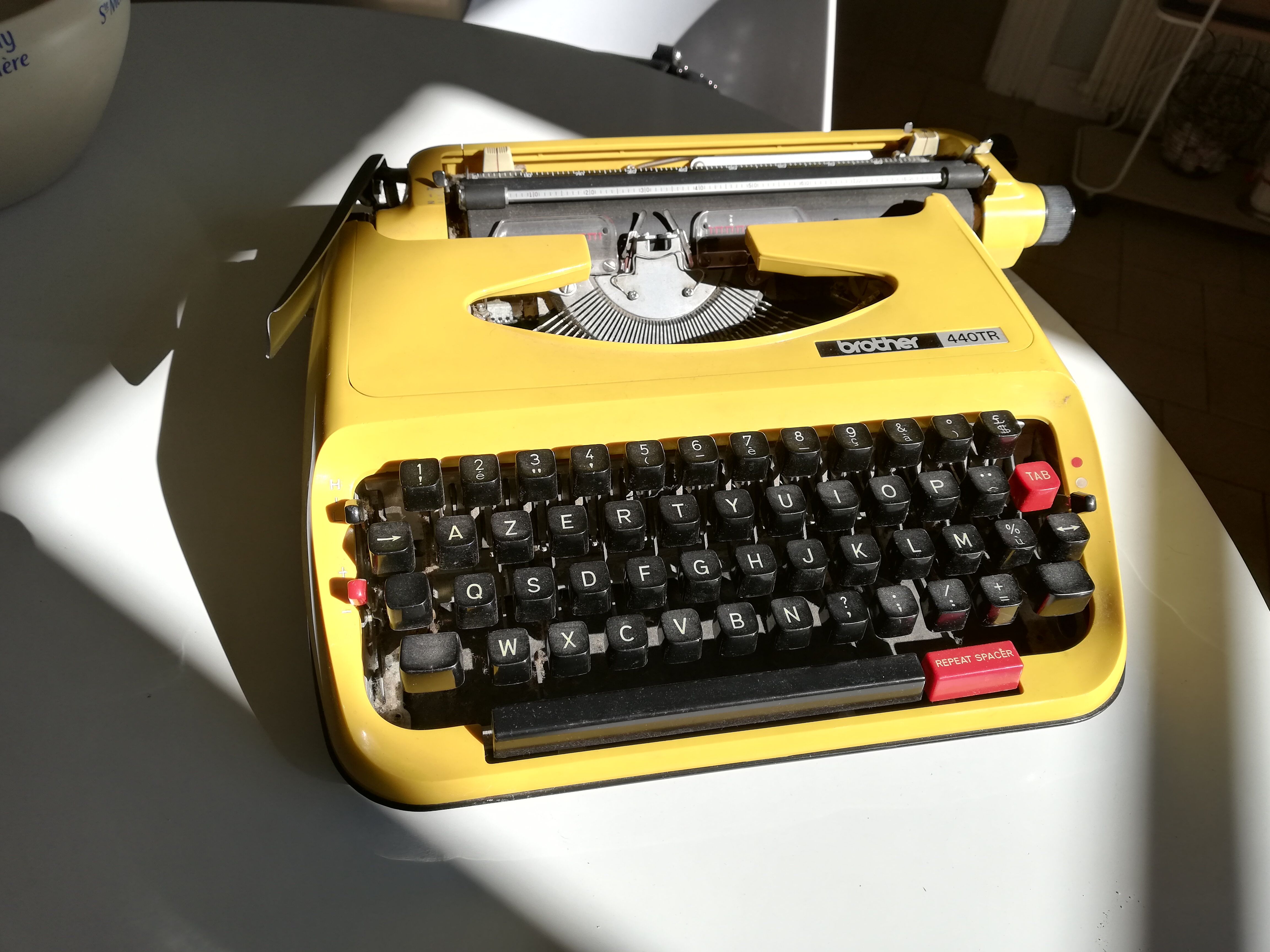 Brother 440TR mechanical typewriter