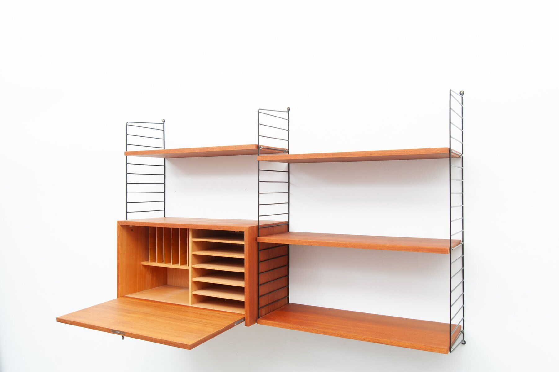 String teak wall shelf by Kajsa & Nisse Strinning, 1950s