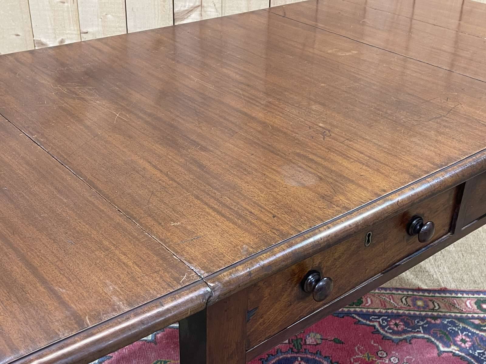 Table bureau anglaise en acajou XIXème avec 2 tiroirs