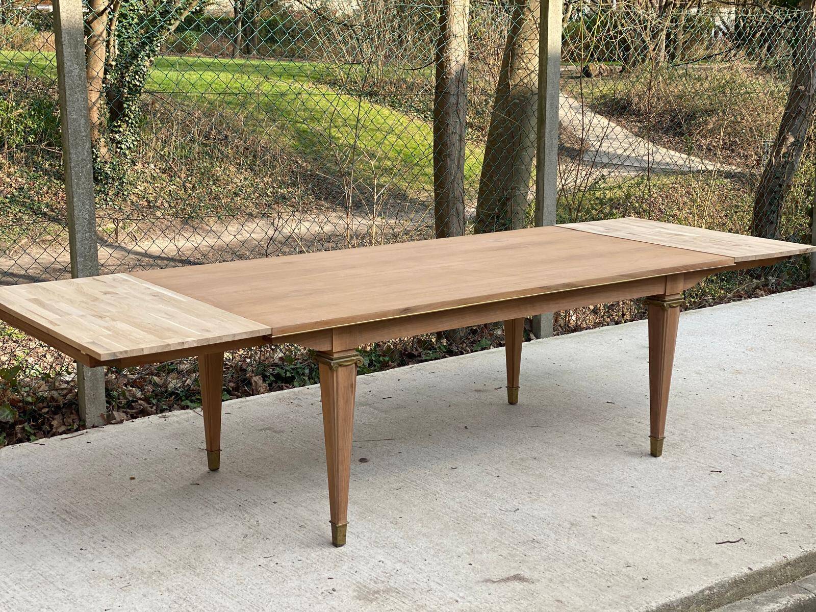 Imperial extendable dining table in raw oak 300cm