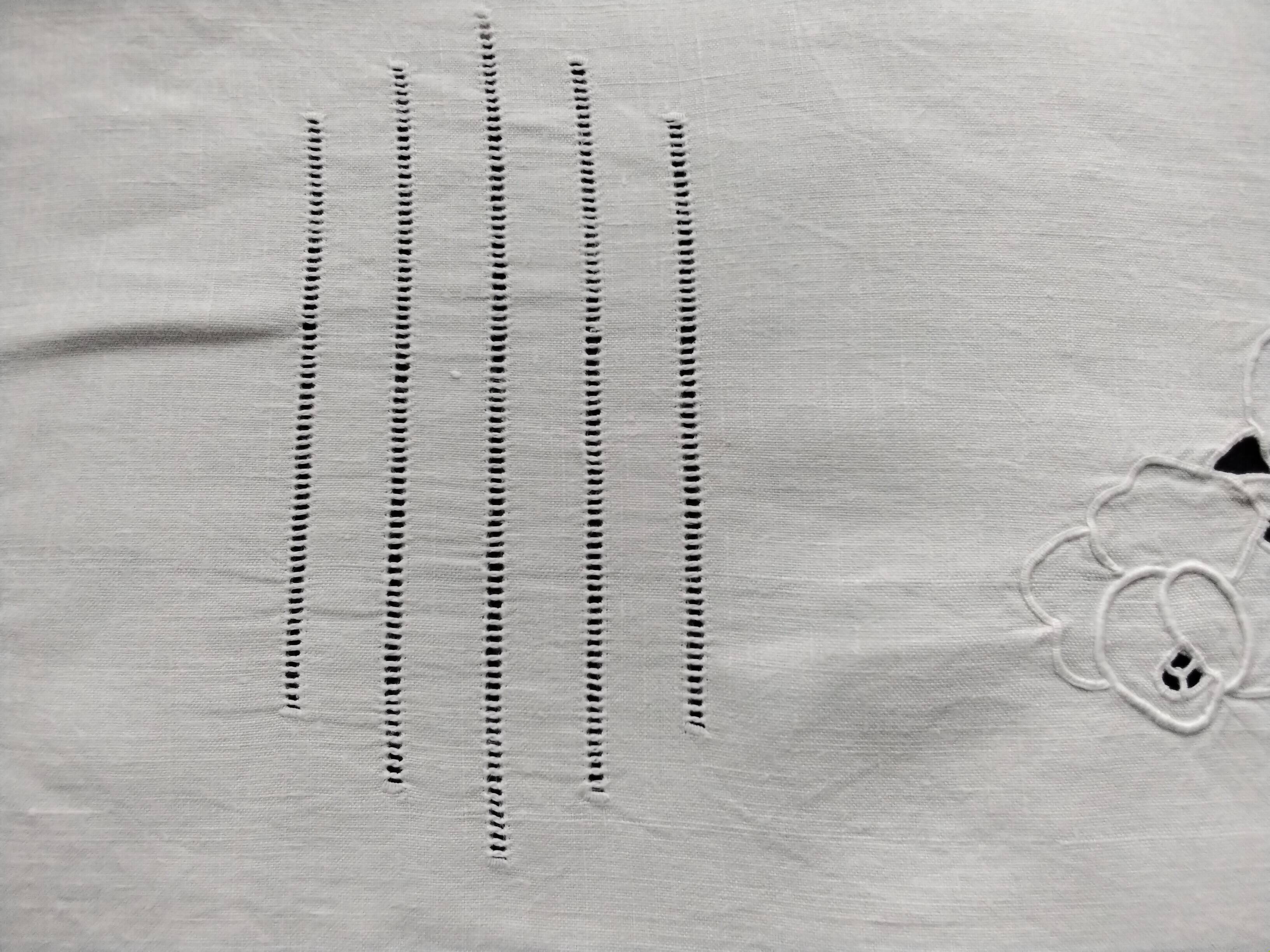 Antique linen sheet with embroidery and days 2.25 x 3.05 m