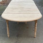 Louis Philippe extendable dining table with 8 extensions, solid oak, 19th century, 350