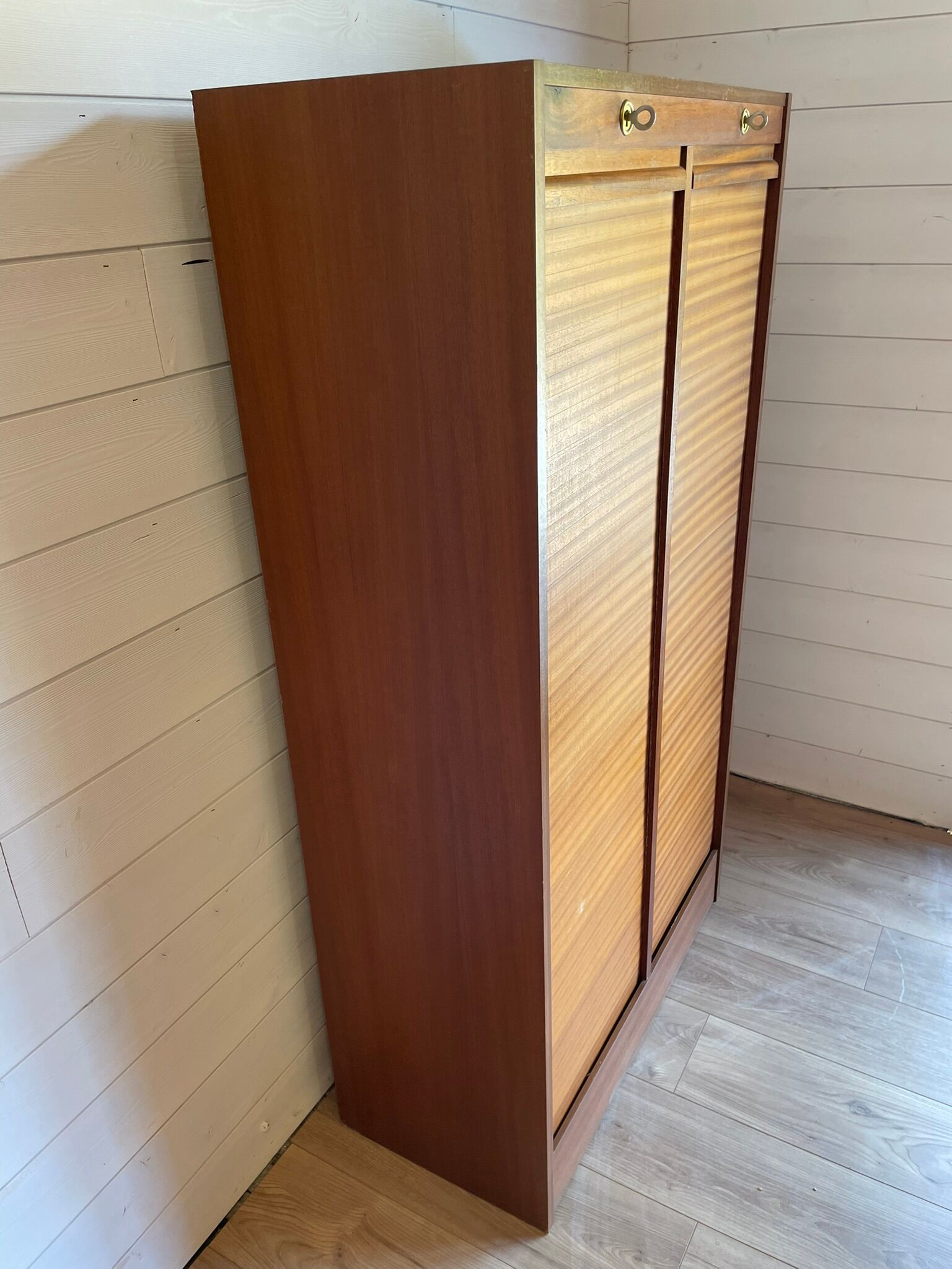 Meuble à Rideaux Vintage – Classeur / Rangement Scandinave Années 60
