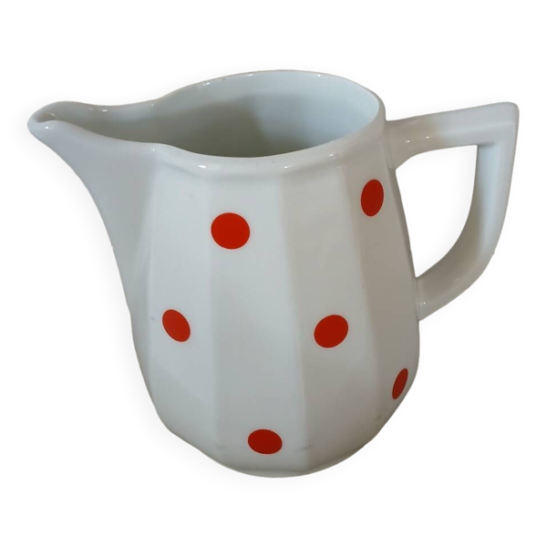 Pichet ancien en porcelaine