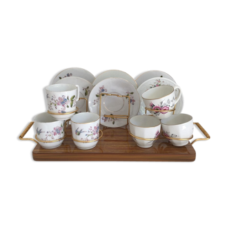 6 tasses et sous-tasses en porcelaine avec support en formica