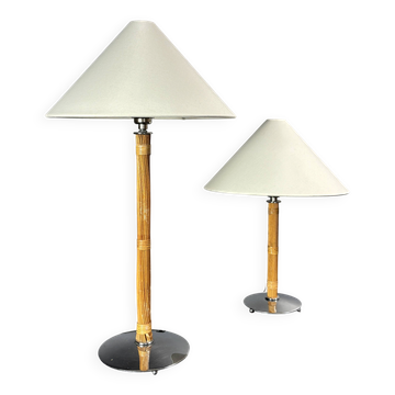 Ensemble de 2 lampes de table en rotin, bambou et chrome, années 1980.