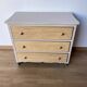 Vintage chest of drawers with 3 drawers