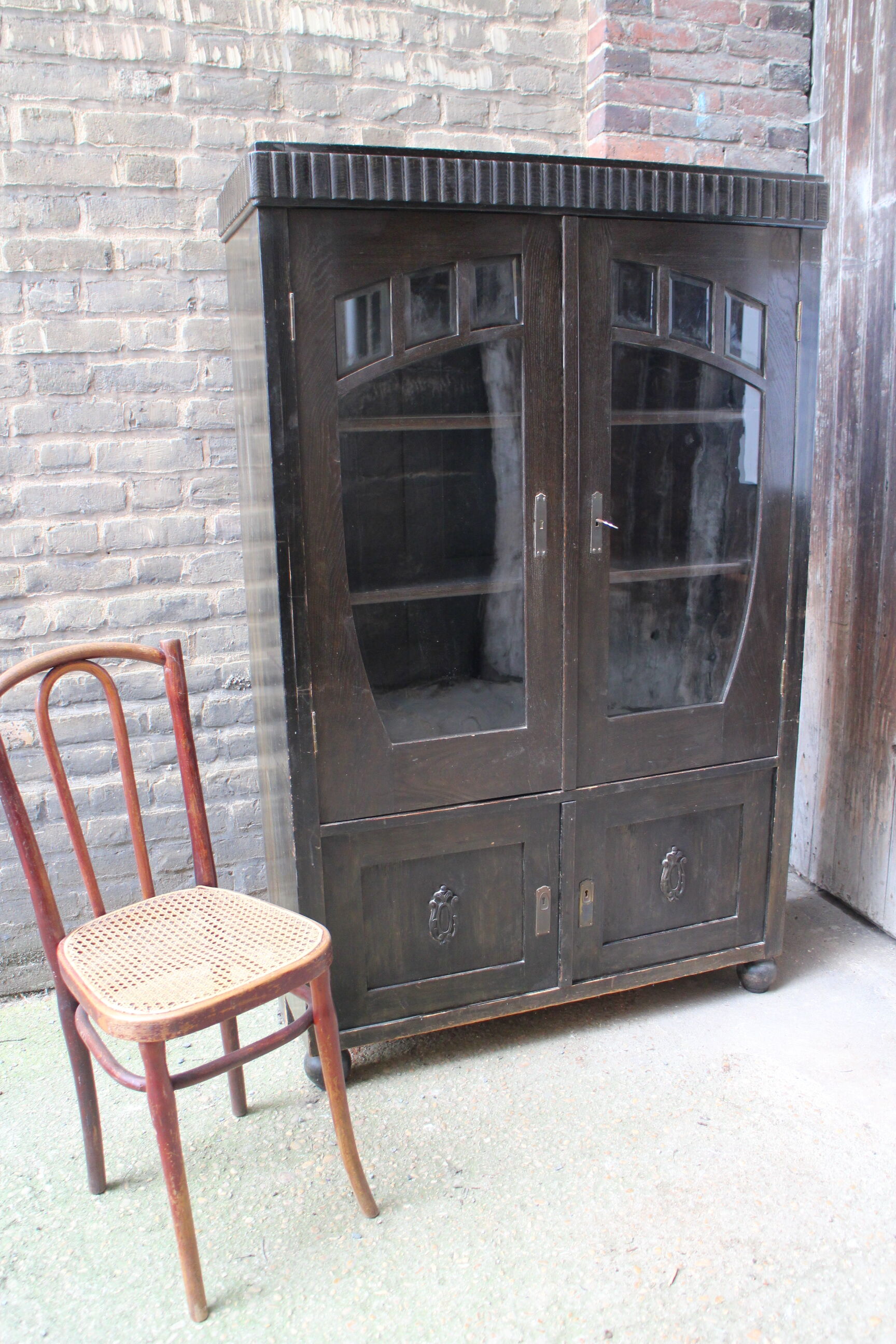 Colonial Library 1900