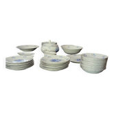Service 44 pièces porcelaine de bohème