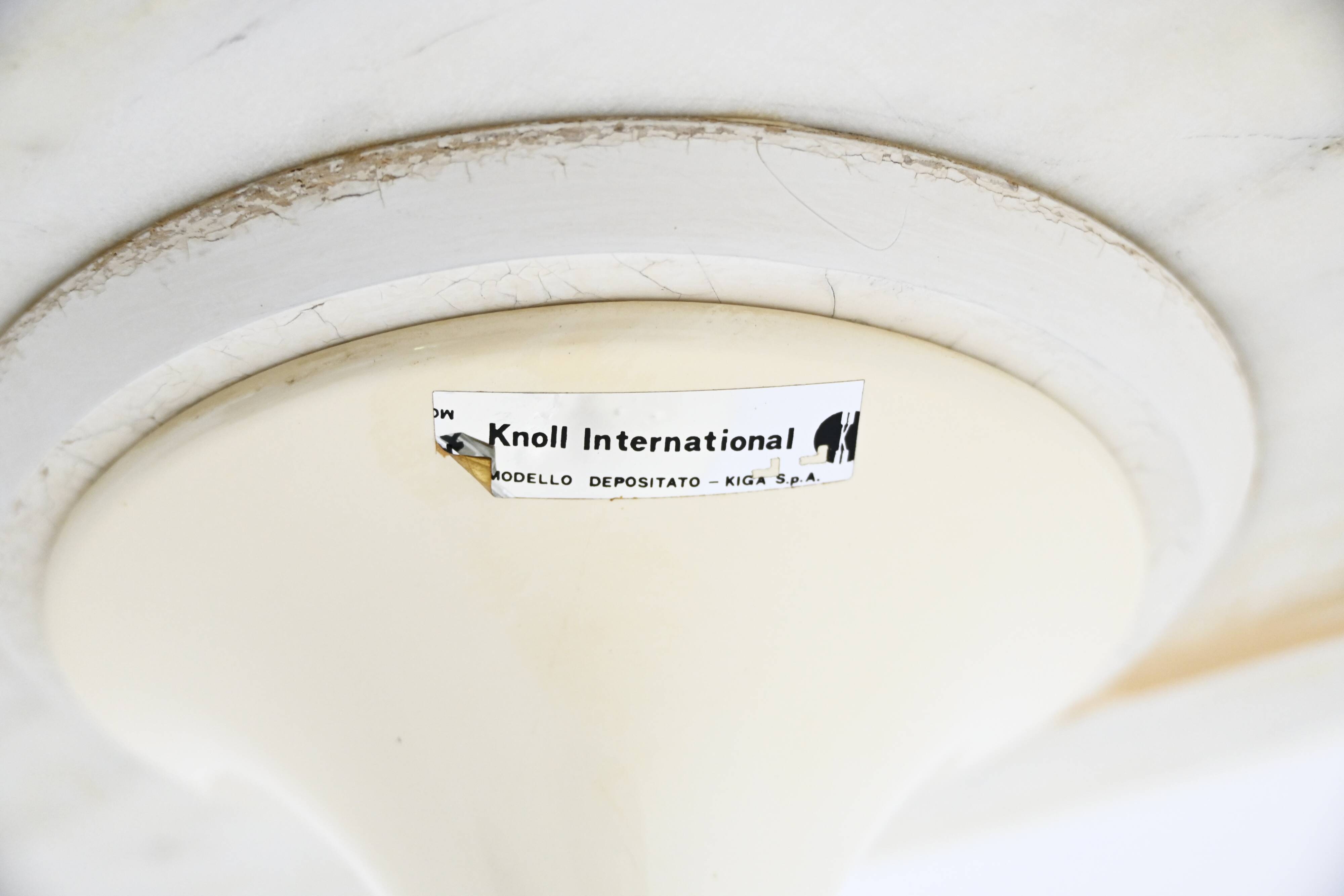 Oval side table by Eero Saarinen for Knoll International, 1960s