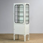 Vintage medicine cabinet, 1970s