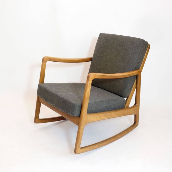 Ole Wanscher, fauteuil à bascule FD110 des années 50.